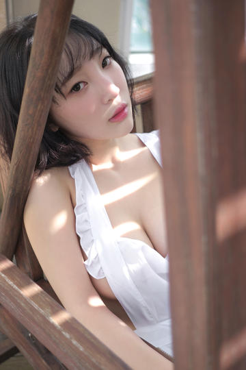 陆先生，你捡的小玫瑰又掀桌了